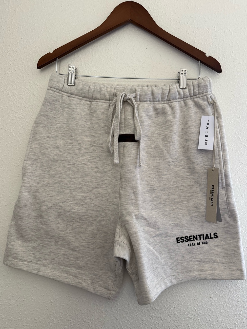 Fear of God Essentials Light Oatmeal Fleece Shorts NWT Size Small